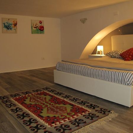 Vittoria Apartment Катания Экстерьер фото