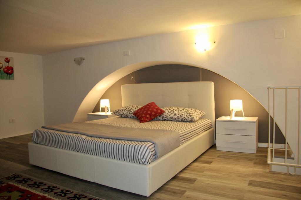 Vittoria Apartment Катания Экстерьер фото